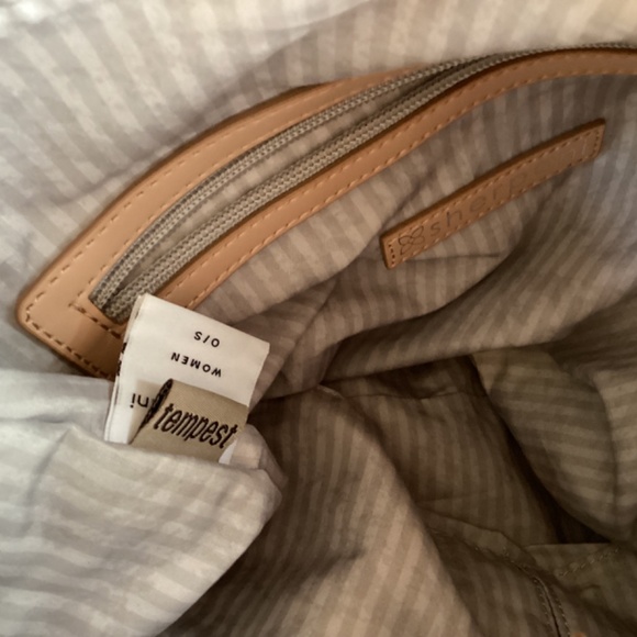 Sherpani Backpack Handbag - Picture 7 of 9